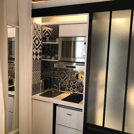 Labyrinthe Apartment Paris