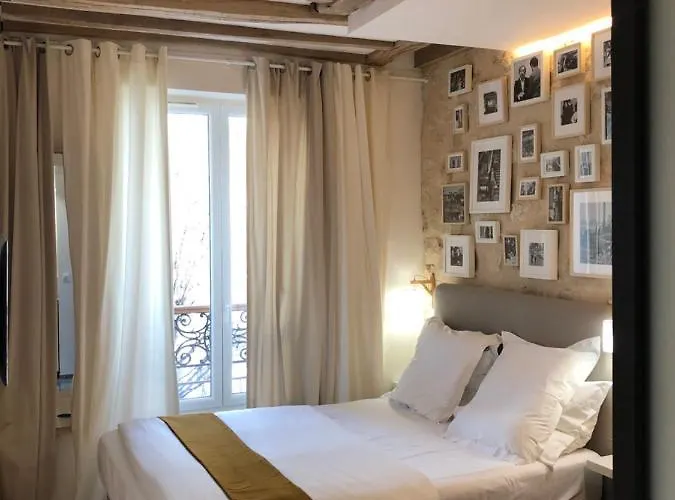 Apartment Labyrinthe Paris